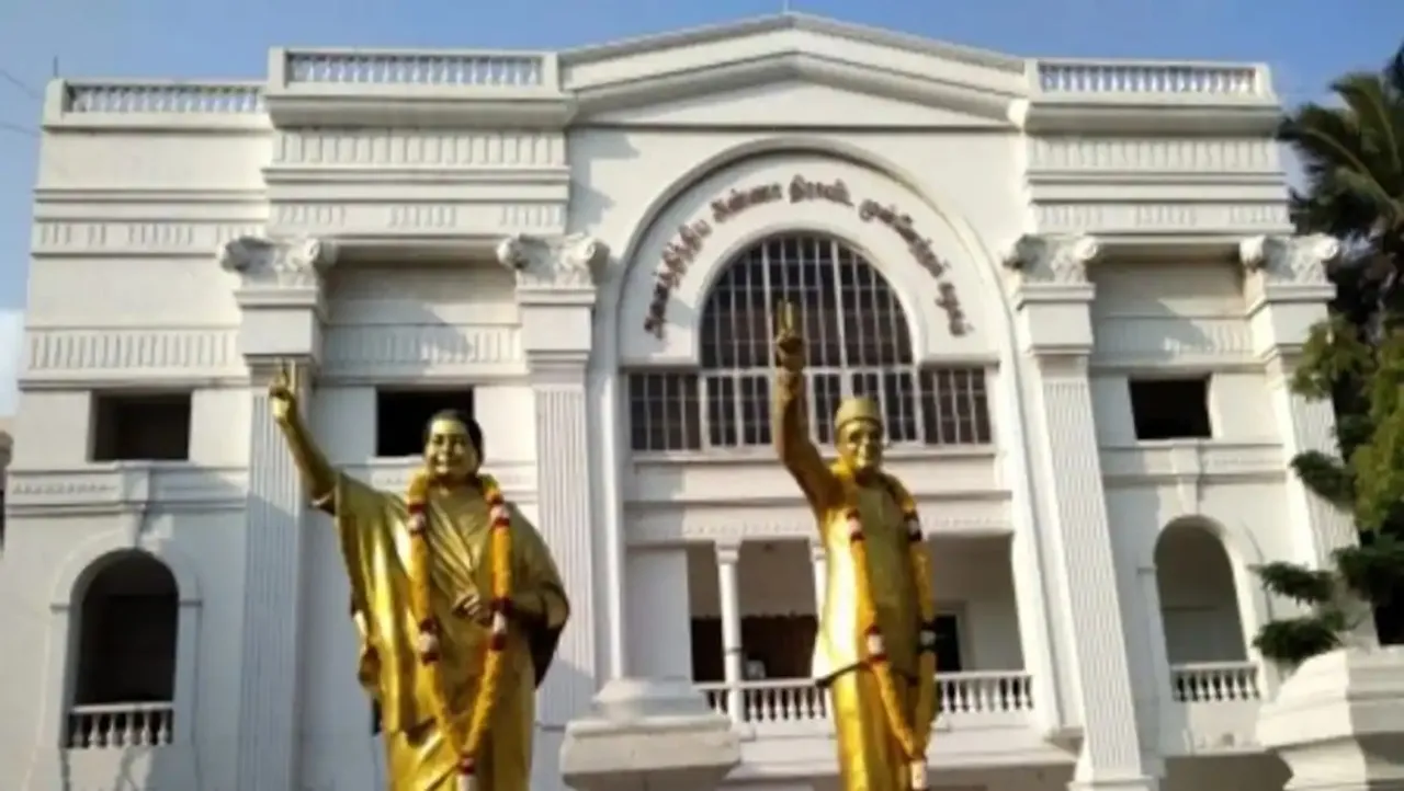 Tamil news today : அ.தி.மு.க தலைமை அலுவலகத்தில் திங்கட்கிழமை முக்கிய ஆலோசனை