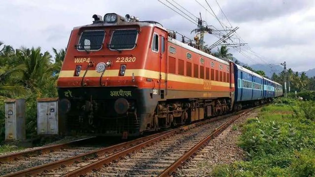 De-Reserved 2nd Class Coaches In Southern Railway