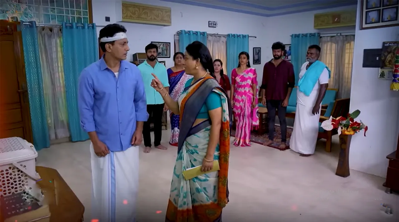 Vijay TV Serial: கோபி குடும்பத்தில் பூகம்பம்; வீட்டை விட்டு வெளியேறும் பாக்யா!￼