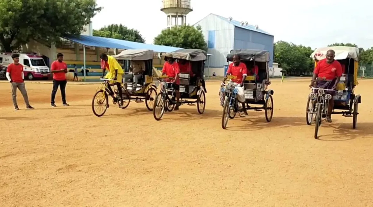 cycle rickshaw race, tiruchi, cycle rickshaw, rickshaw race, tiruchirappalli, சைக்கிள் ரிக்‌ஷா, சைக்கிள் ரிக்‌ஷா ரேஸ், திருச்சி