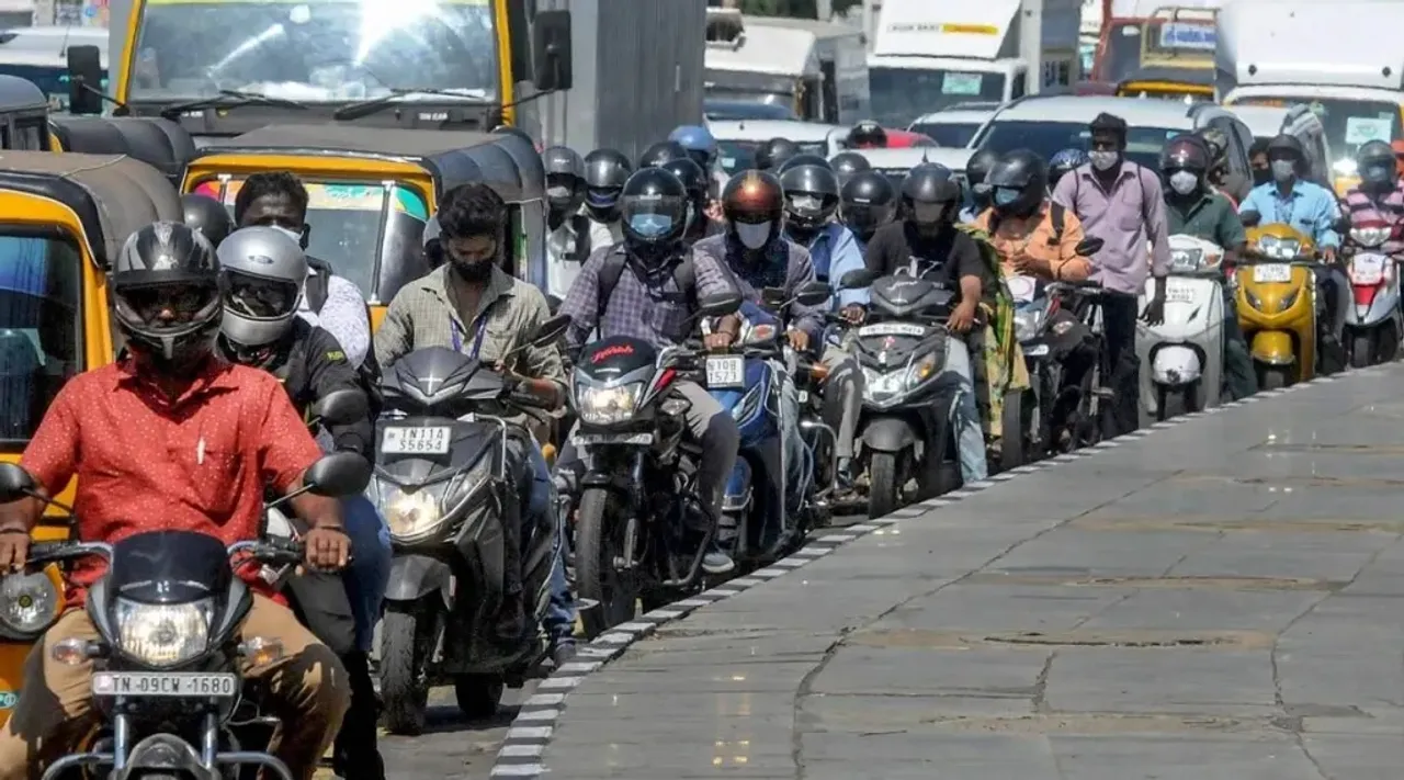 வாகன பதிவு- ஓட்டுனர் உரிமம் கட்டணம் உயர்வு: தமிழக அரசு உத்தரவு