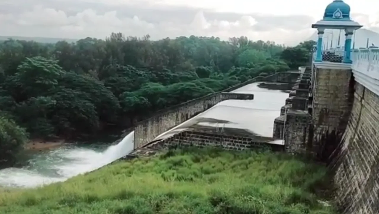 Azhiyar Dam has reached its full capacity
