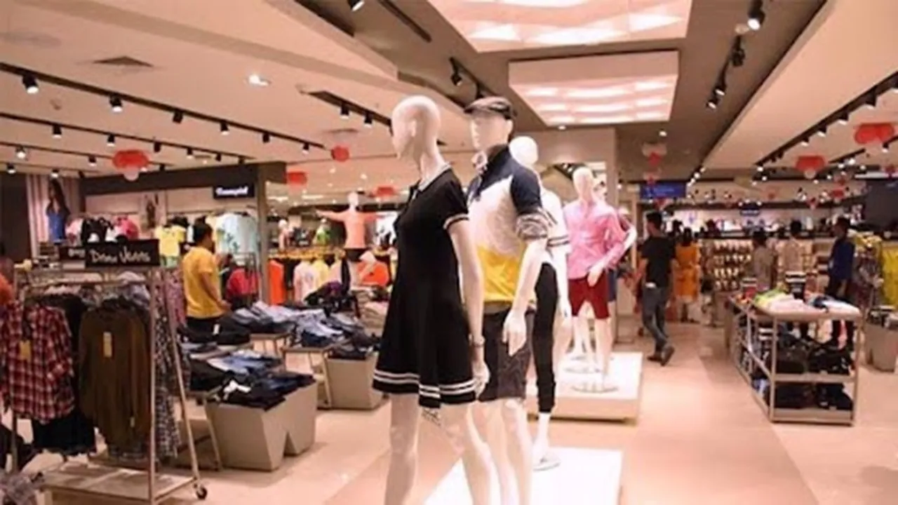 Trends has been fined for selling underwear at a higher price than the selling price