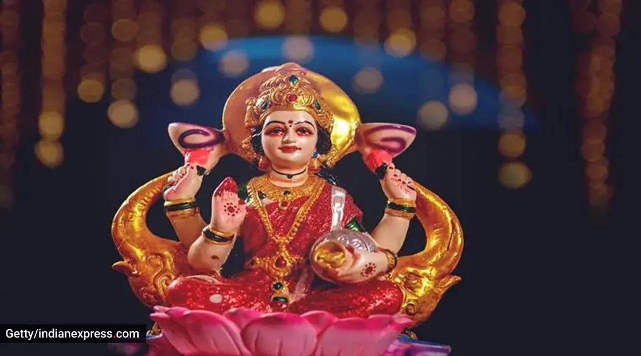 தீபாவளி 2022 Ganga Snanam, Laxmi Puja: கங்கா ஸ்நானம்.. லக்ஷ்மி பூஜை முக்கியத்துவம்.. பூஜைக்கு உகந்த நேரம்