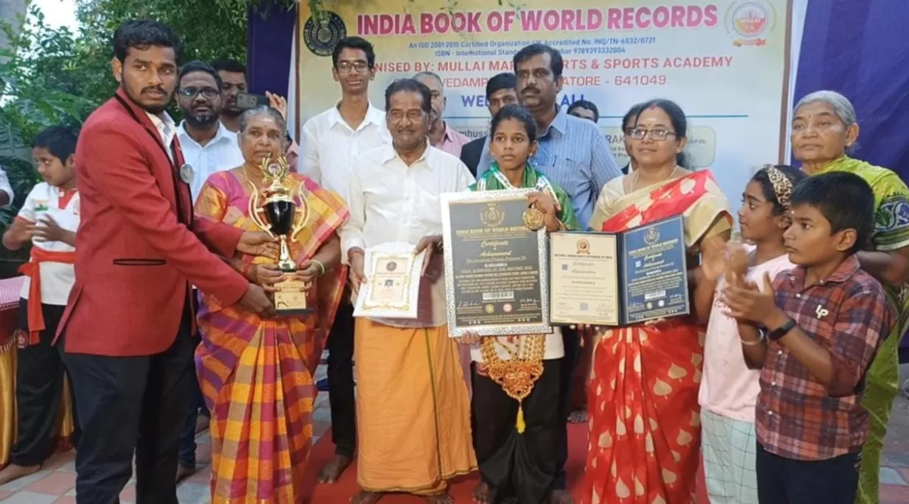 Coimbatore: 12 yr girl wrapped Silambam one arm, a new world record Tamil News