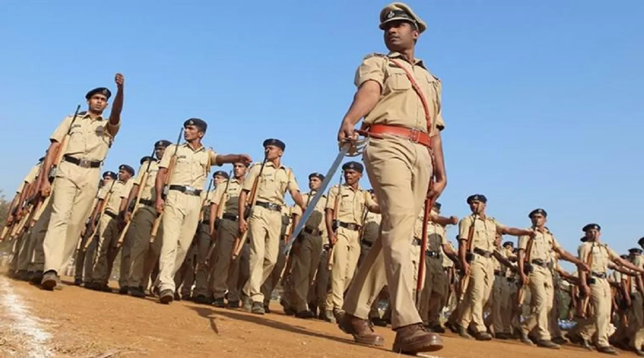 CISF Jobs: மத்திய காவல்துறையில் 451 பணியிடங்கள்; 10-ம் வகுப்பு தகுதி; அப்ளை பண்ணுங்க!