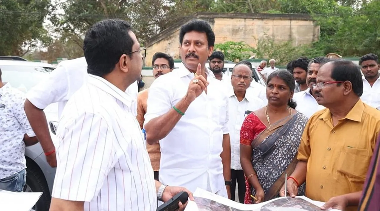 Minister Anbil Mahesh inspects Tanjore Marys Flyover