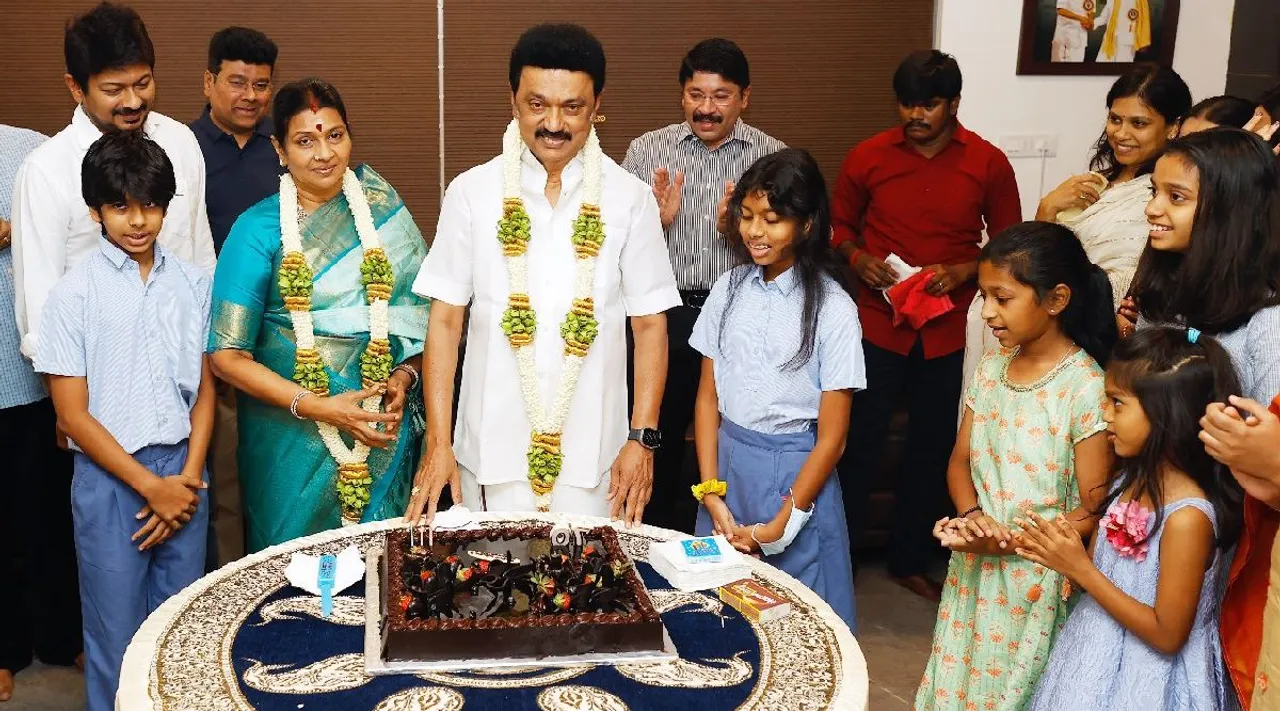 TN CM MK Stalin celebrates his 70th birthday with his family Tamil News