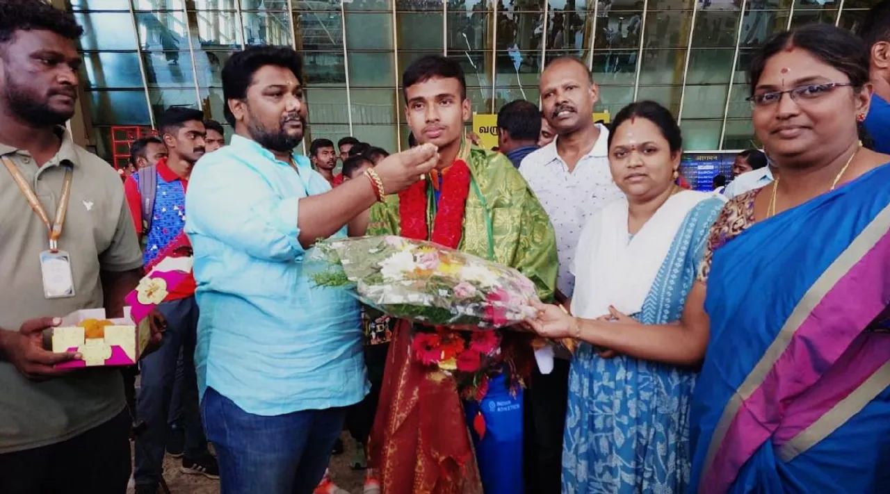 Asian U18 Athletics Championships 2023: Coimbatore student Yogeshwar R bags silver medal Tamil News