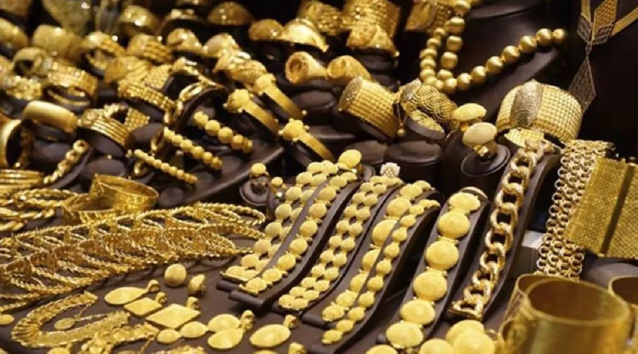 Gold rates today, 10 July 2023, Gold price falls in tamil