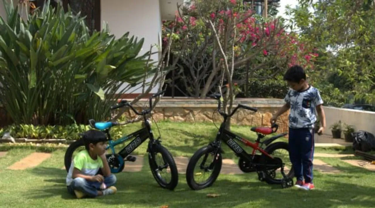 kids’ bicycles subscription business