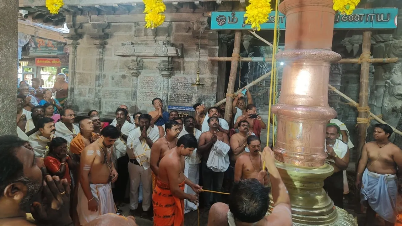 The flag hoisting took place today at Suchindram Thanumalayasamy temple