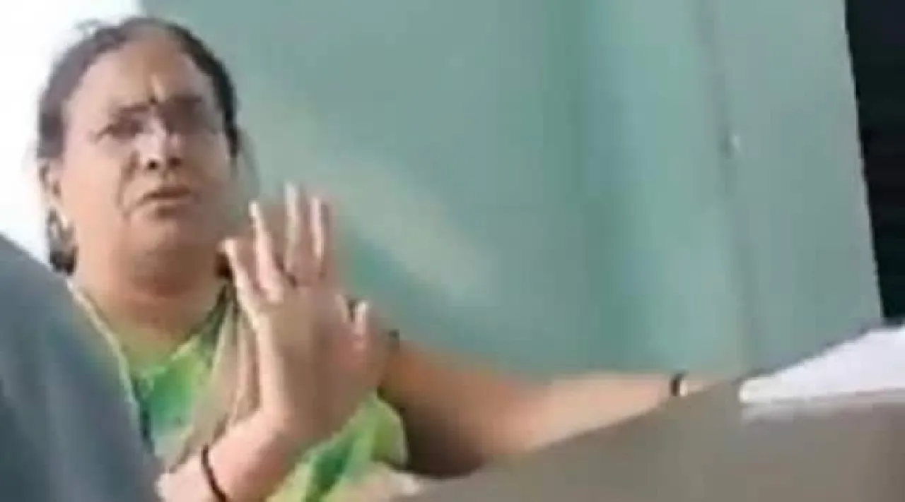 Muzaffarnagar school teacher gets kids to beat Muslim student, one by one - video Tamil News