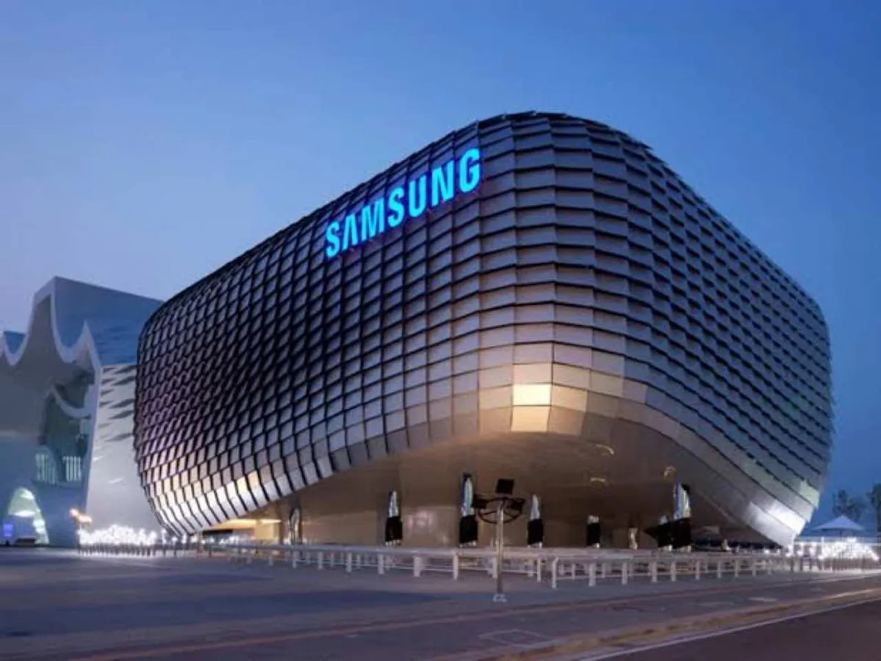 Image of Samsung office (via Smartprix)