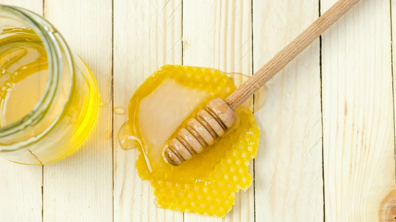 5 Unique Health Benefits of Honey