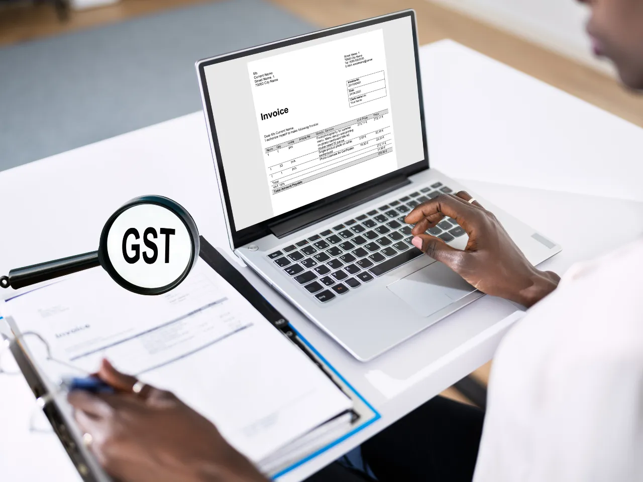 Government Reduces E-Invoicing Threshold to Rs 5 Cr Under GST