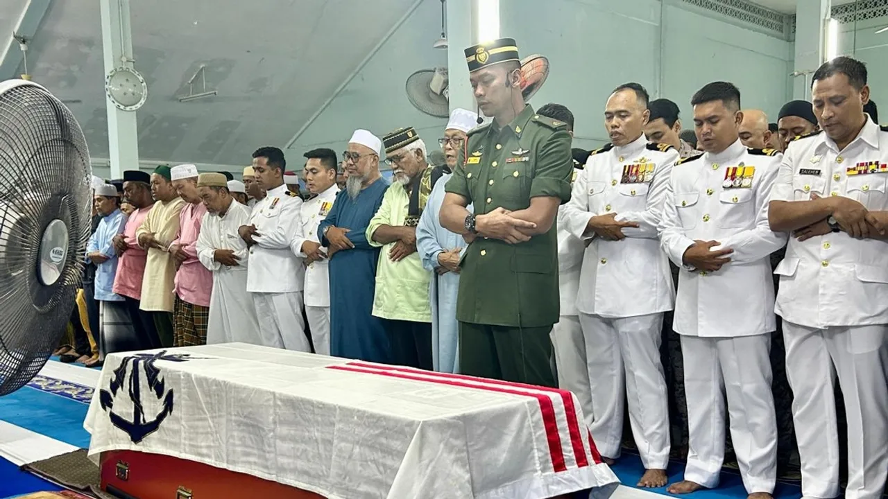 Malaysian Navy Officer Mohd Shahrizan Mohd Termizi Laid to Rest with Military Honors