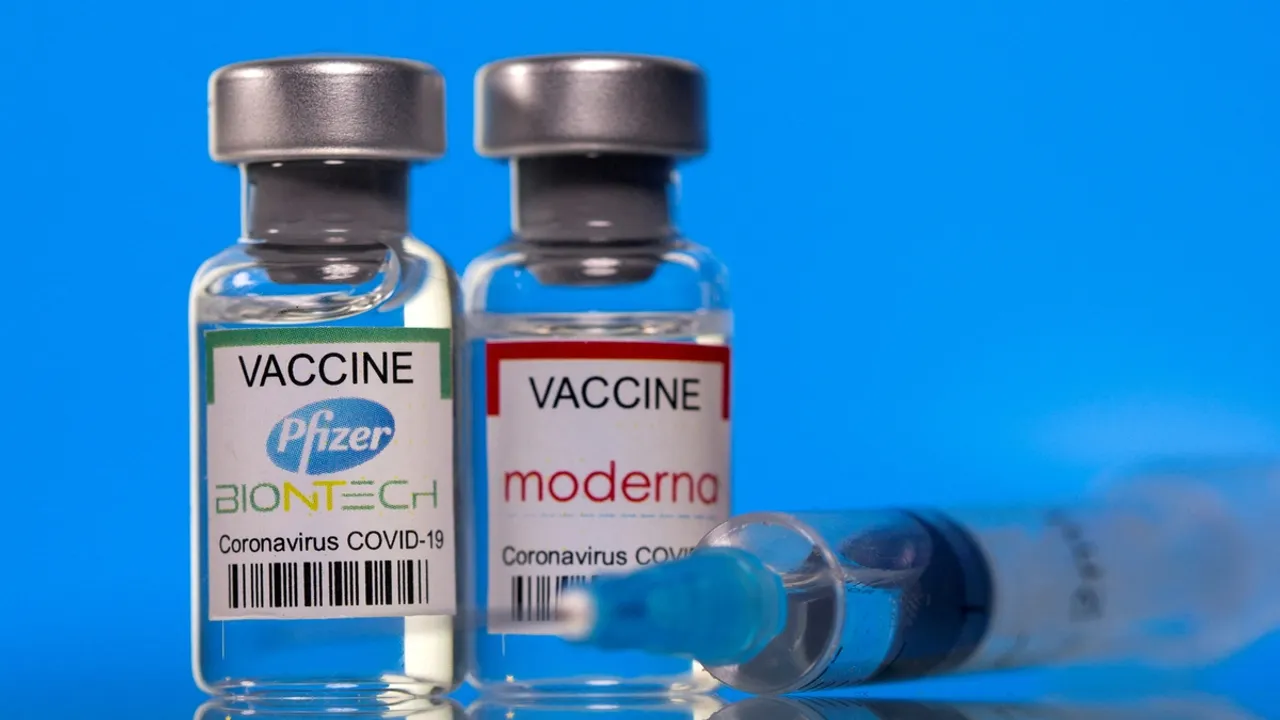 Pfizer and Moderna Clash Over mRNA Vaccine Patent Rights in High-Stakes Legal Battle