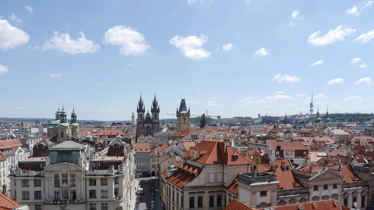 Study Reveals Urban Divide Between Eastern and Western Europe