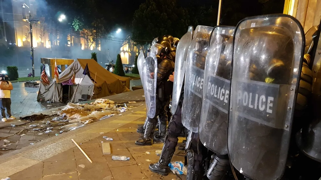 Georgian Riot Police Clash with Protesters over Foreign Agents Law