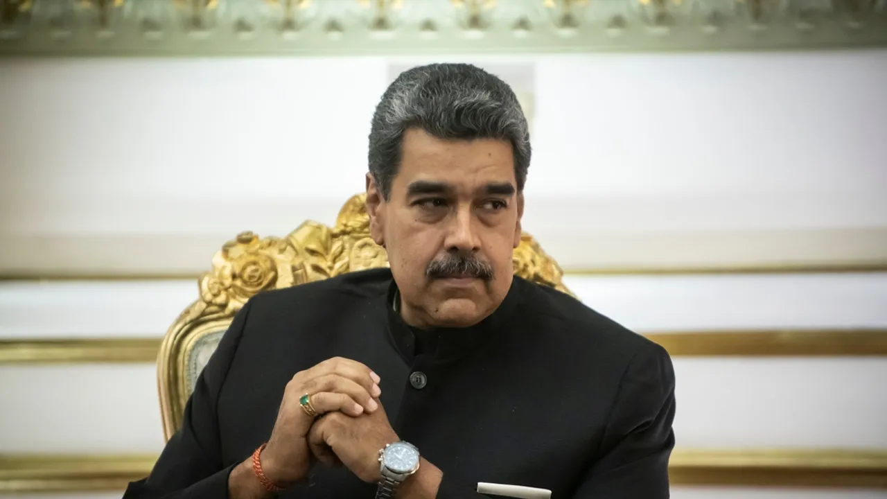 Venezuela Hires Rothschild to Tackle $154 Billion Debt Crisis