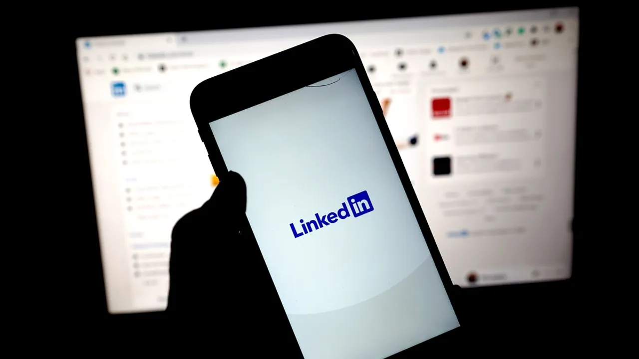 Microsoft's LinkedIn Sees Continued Growth Despite Shutting Down Chinese Business