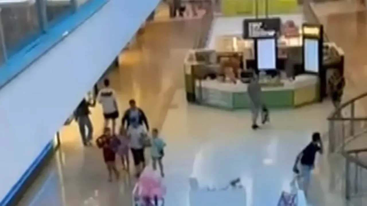 Six Dead, Dozen Injured in Sydney Mall Stabbing Attack