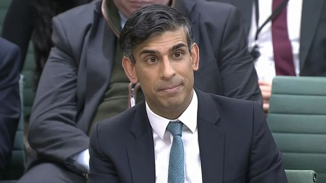 Darren Grimes Slams Rishi Sunak as 'Weak Prime Minister' Amid Ongoing Challenges