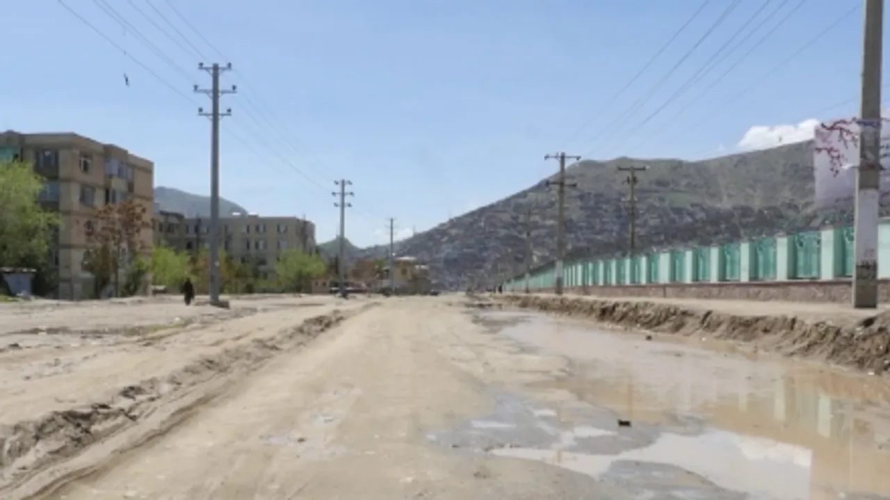 Kabul Residents Frustrated by Slow Progress in Badam Bagh Road Reconstruction
