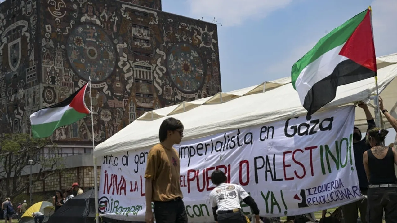 Pro-Palestinian Students Protest at Mexico's UNAM, Call for Cutting Ties with Israel