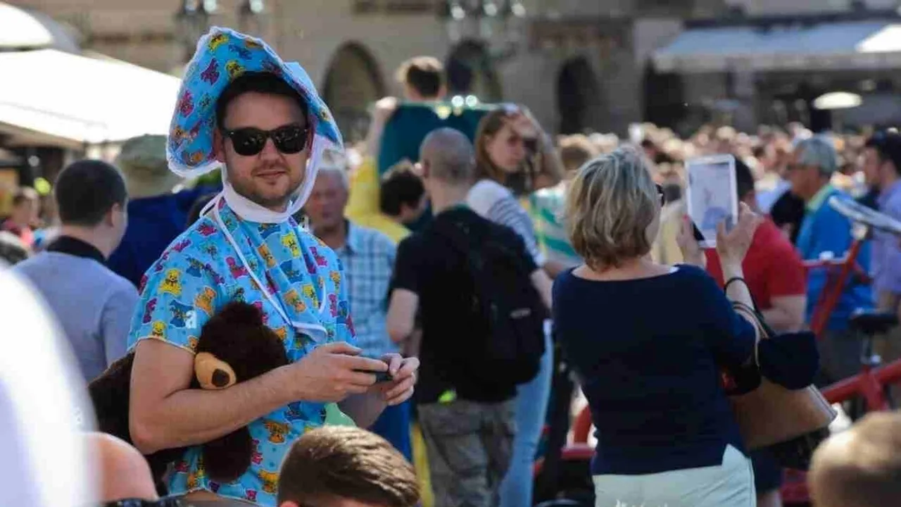 Prague 1 District Considers Ban on Outrageous Tourist Costumes