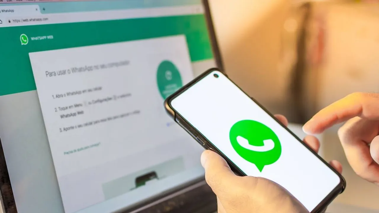 Privacy Extension Blurs WhatsApp Web on Microsoft Edge to Protect Chats