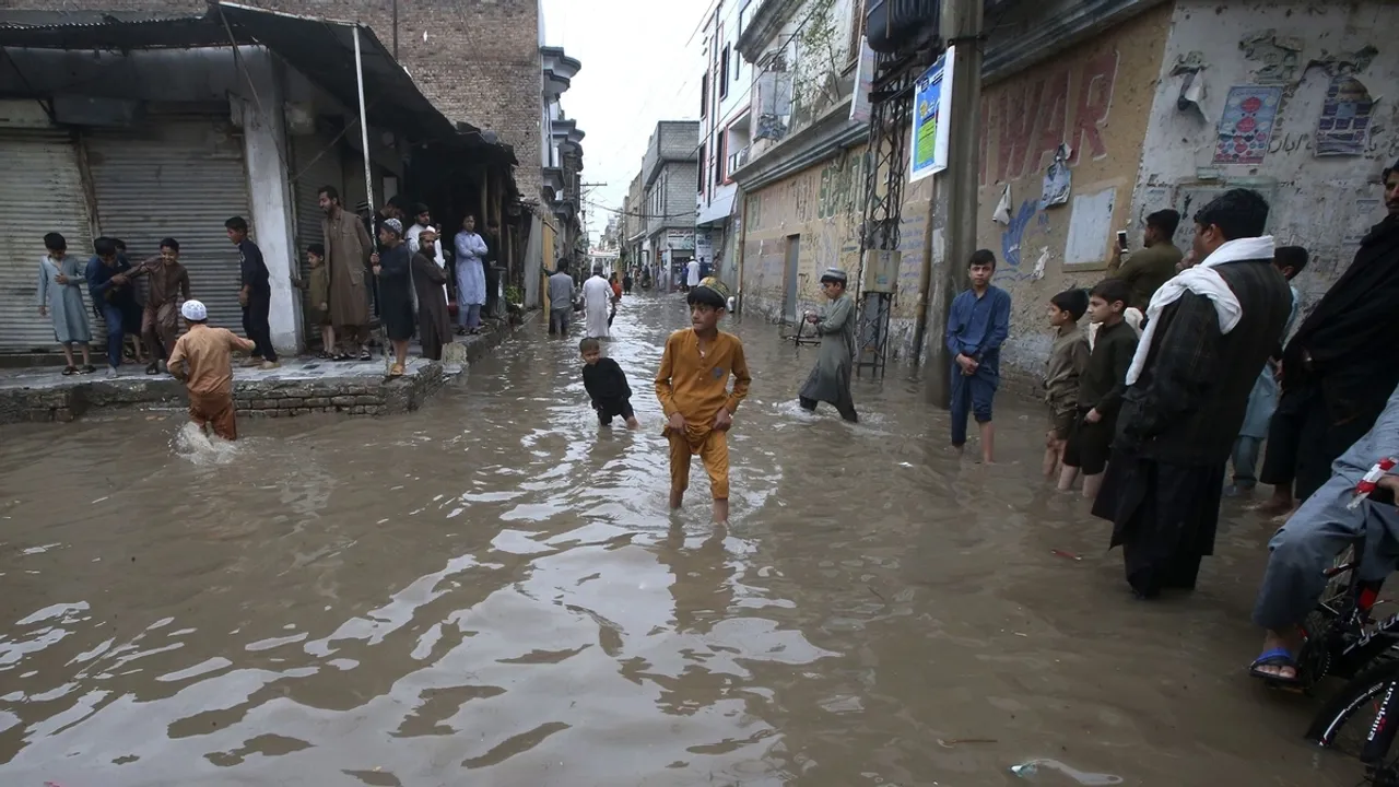 Heavy Rains and Thunderstorms Cause 22 Deaths and Flash Floods in Balochistan, Pakistan