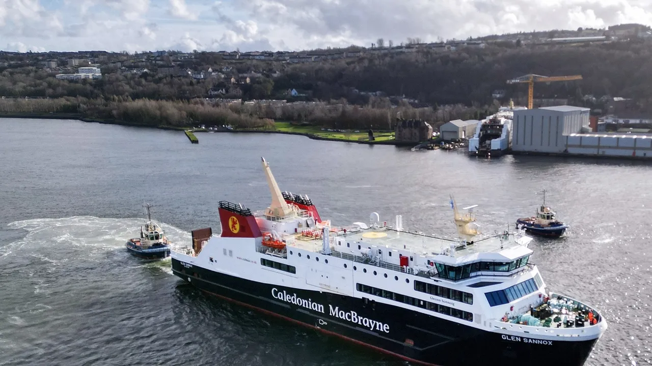 Delays Continue for Scottish Ferries Glen Sannox and Glen Rosa Due to LNG System Issues