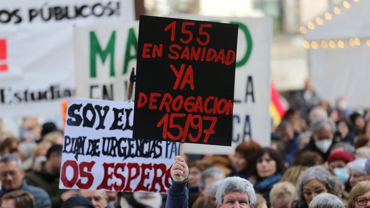 Thousands March Across Spain on Labor Day Demanding Better Working Conditions