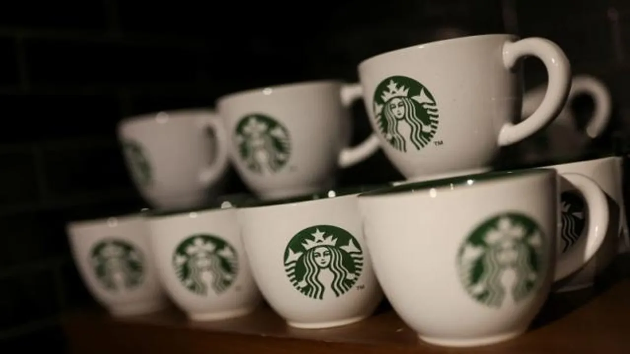 Starbucks Shares Plunge 14% After Cutting Annual Forecasts Amid Weak U.S. and China Demand