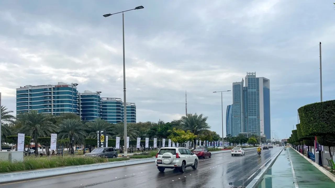 UAE Weather Forecast: Fair to Partly Cloudy with Chance of Light Rain on Thursday