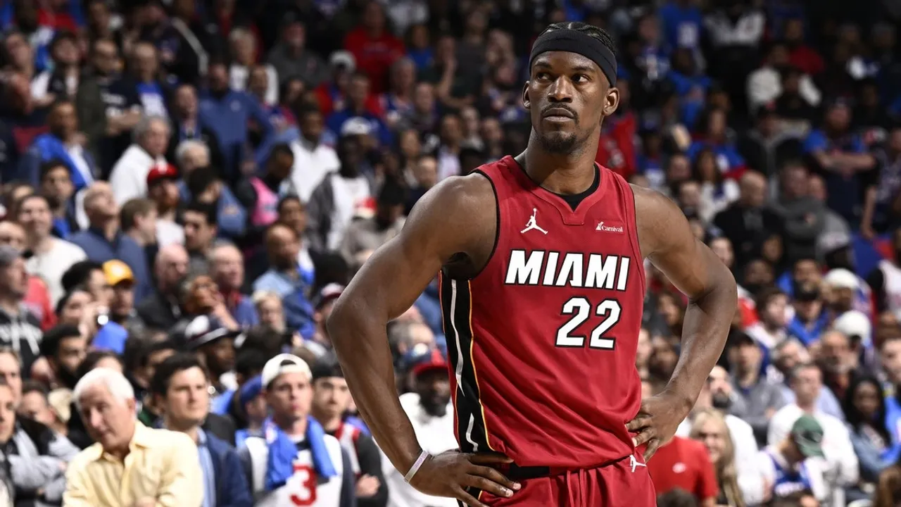 Miami Heat's Jimmy Butler Likely Out Several Weeks with MCL Injury