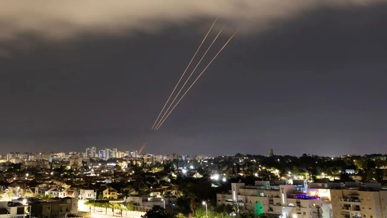 Israeli Rockets Strike Iran, Escalating Middle East Tensions and Rattling Markets