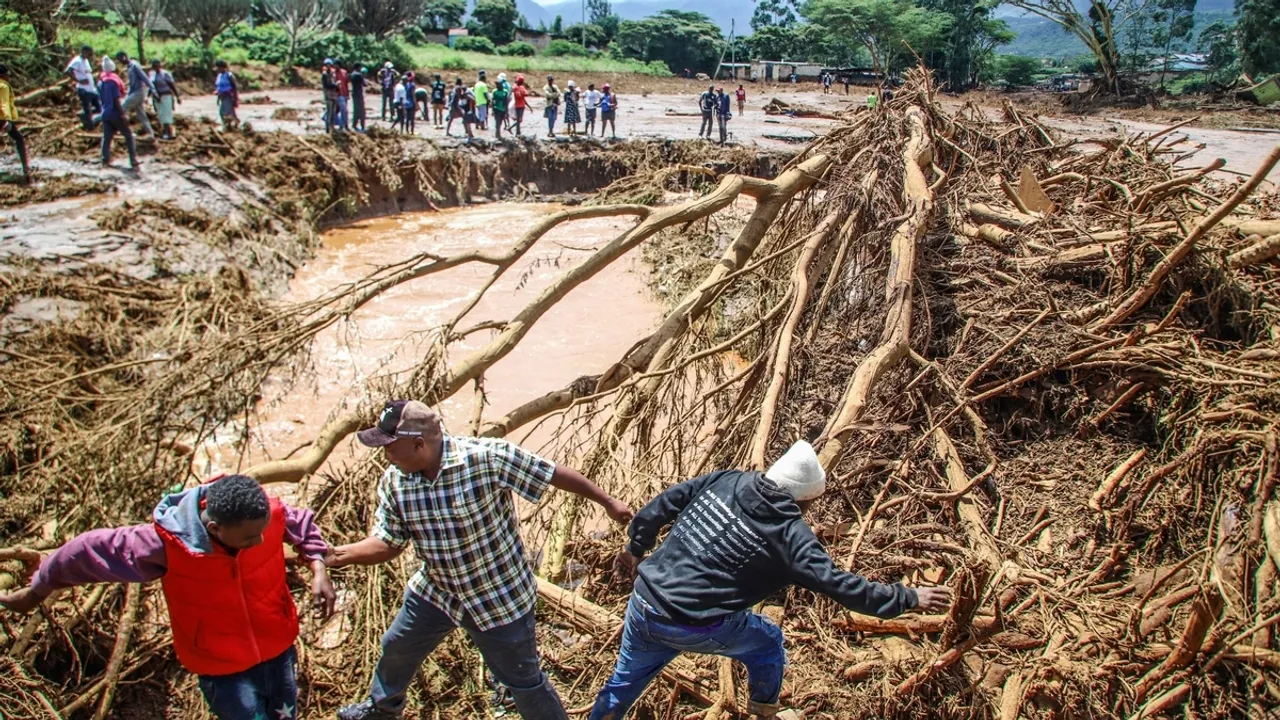 Kenya Orders Evacuation as Deadly Floods Kill 66, Displace Over 150,000