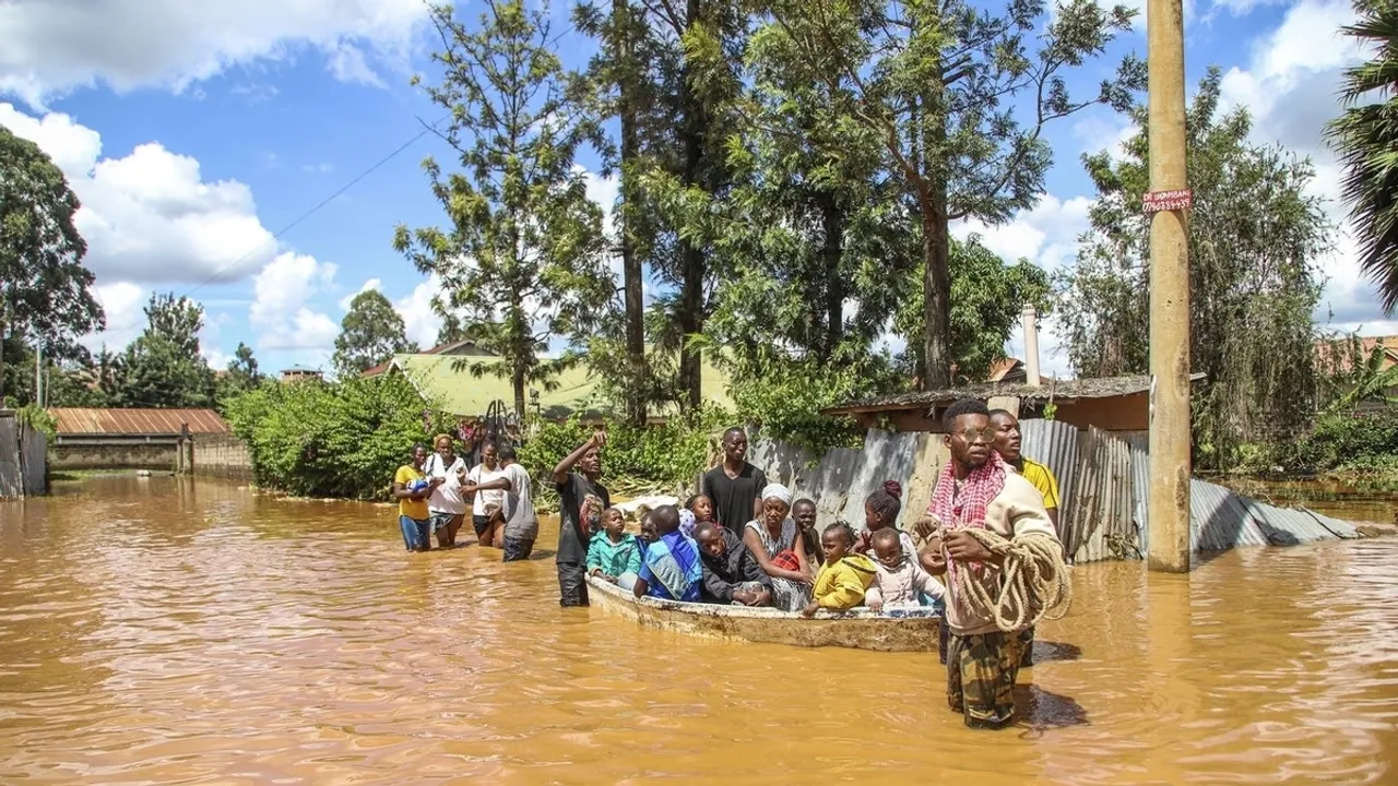 Deadly Floods Displace Hundreds of Thousands in East Africa, Killing Around 100