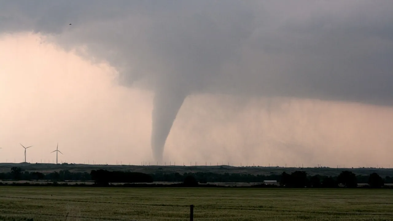 Tornado Outbreak Devastates Oklahoma and Central US, Millions at Risk as Storms Continue