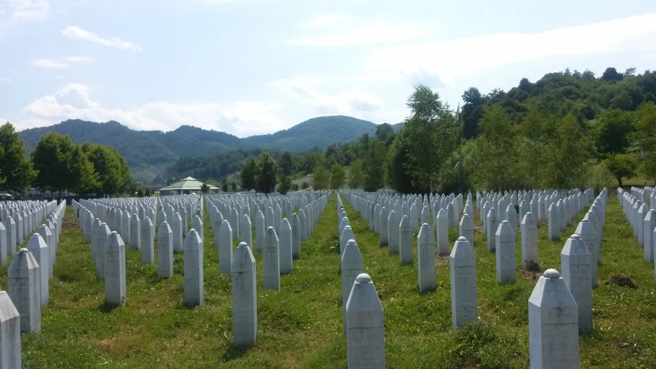 UN Adopts Srebrenica Remembrance Day Resolution, Offering Hope for Reconciliation in Bosnia