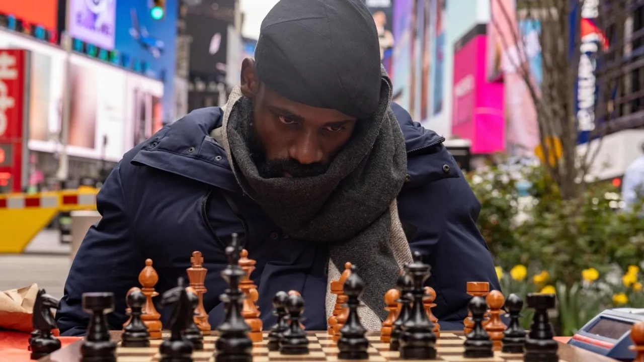 Nigerian Chess Master Aims to Break World Record in New York Marathon