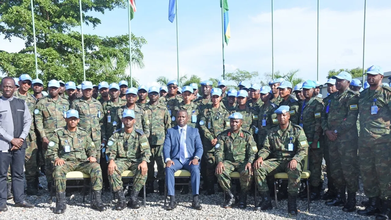 Rwanda Defence Force Chief Visits Peacekeepers in South Sudan