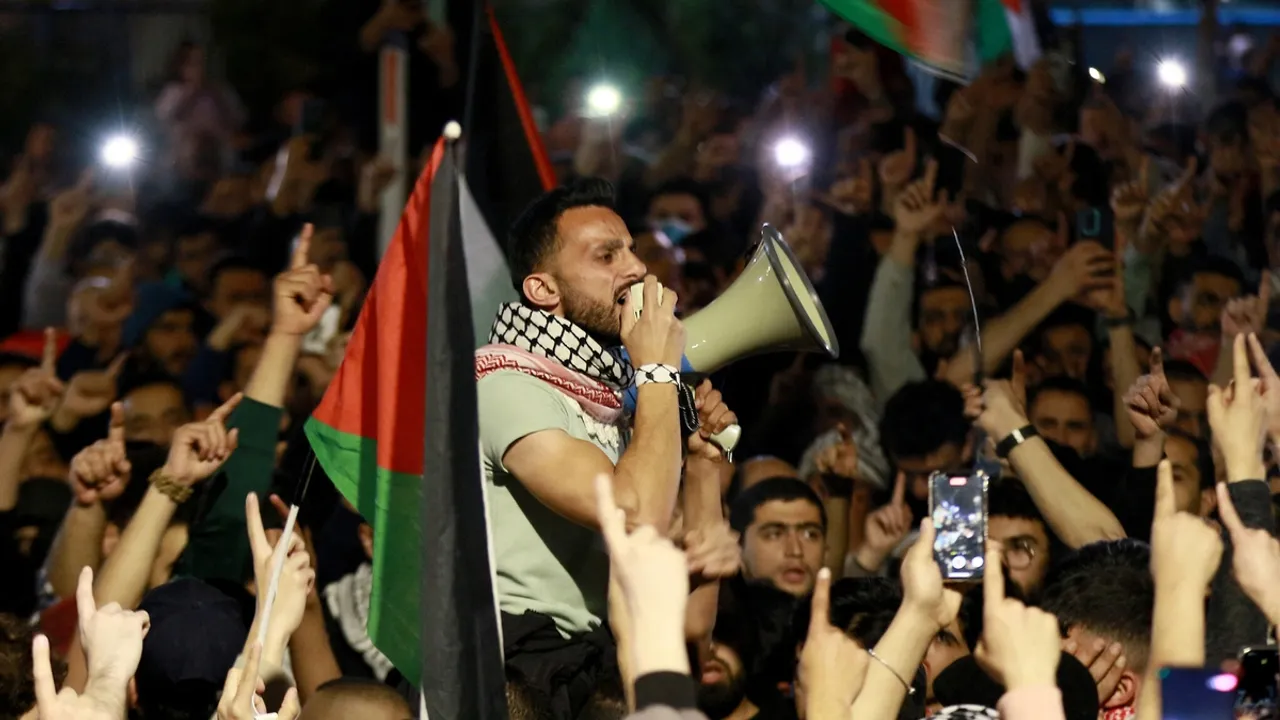 Protesters Chant Slogans in Amman, Jordan Amid Regional Tensions