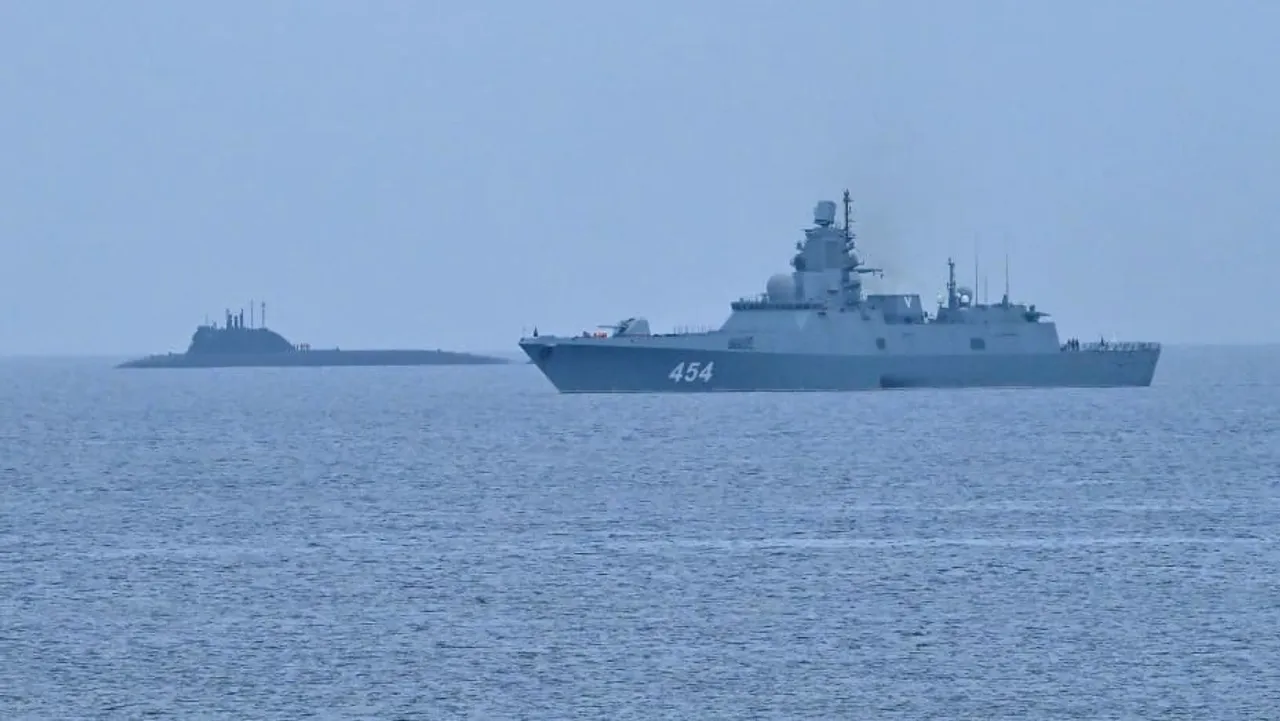 A Russian navy frigate and nuclear-powered submarine arrived in Havana harbor. 