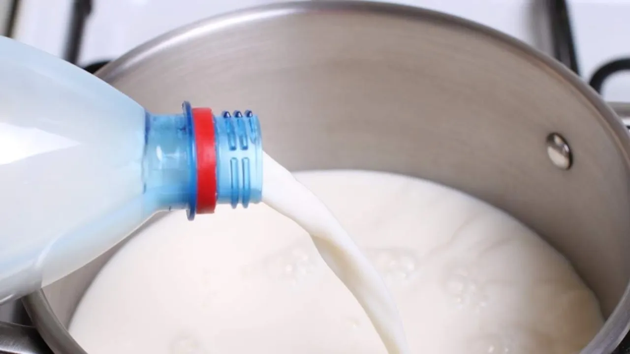 5 Easy Tips to Keep Milk Fresh During Summer