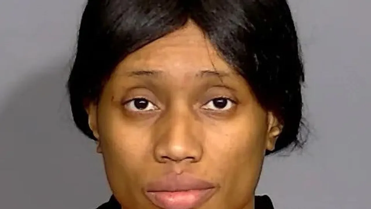 Indianapolis Judge Acquits Mother Who Confessed to Smothering Infant Daughter While High on Meth 