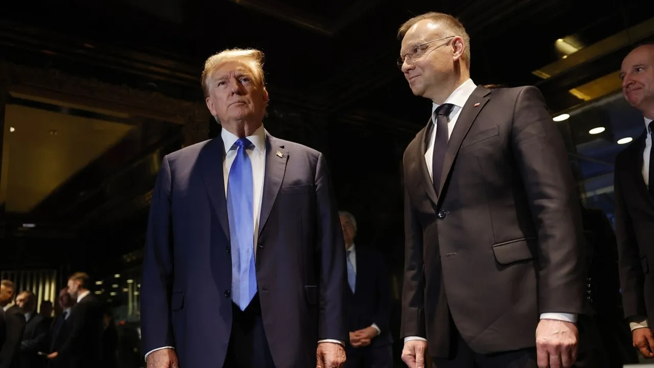 Trump Praises Polish President Duda, Citing Strong Relationship and Popularity